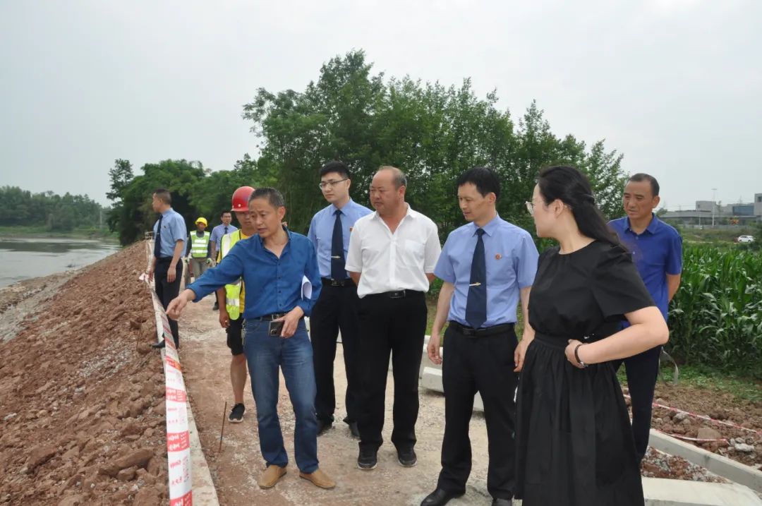 【检察日报】重庆梁平：垮塌的河道赶在汛期之前修好了