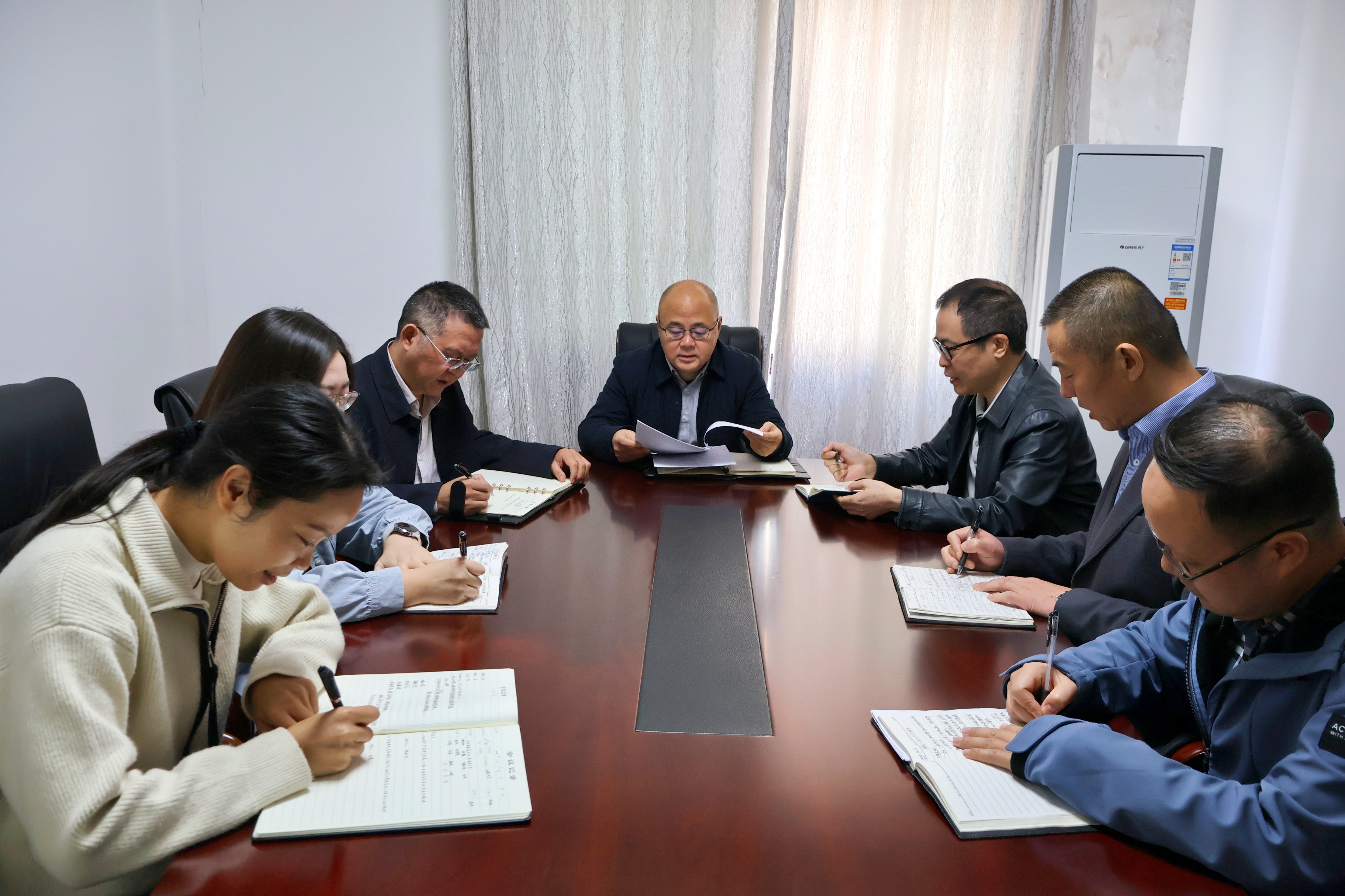 我院召开党组会传达学习贯彻党的二十届四中全会精神